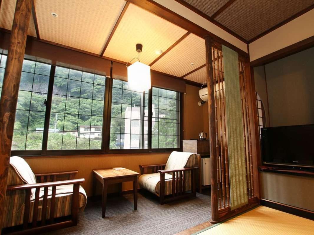 Отель Kutsurogijyuku Shintaki Аидзувакамацу Экстерьер фото